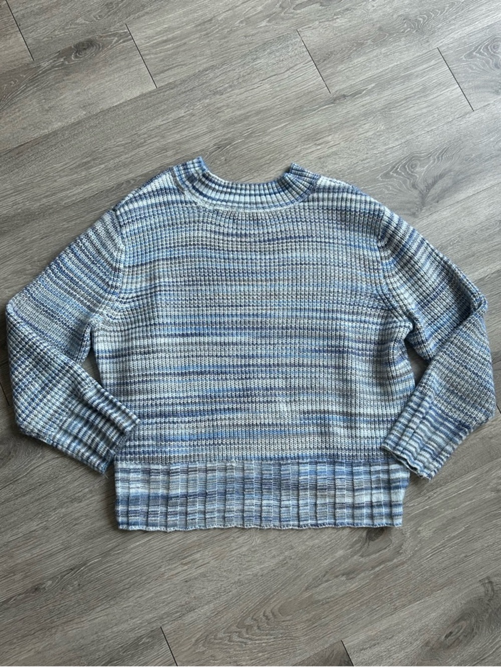 American Eagle Outfitters Blue, White and Grey Striped Crewneck Sweater Size M
